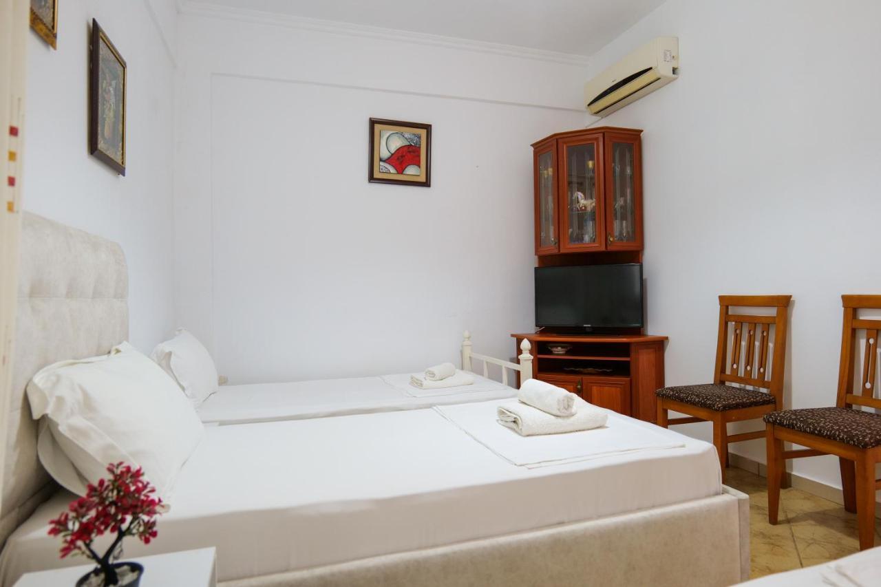 Guest House Gerard Ksamil Exterior foto