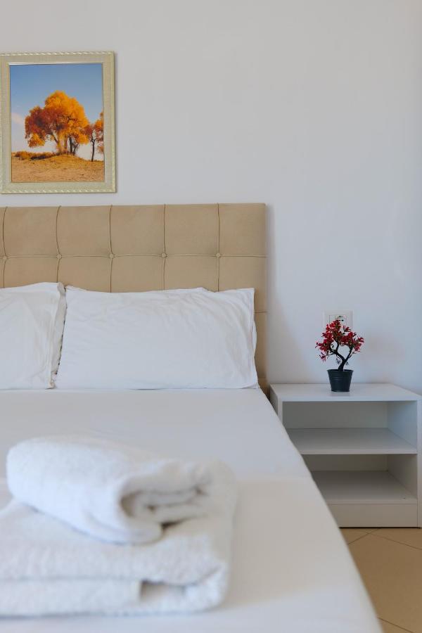 Guest House Gerard Ksamil Exterior foto