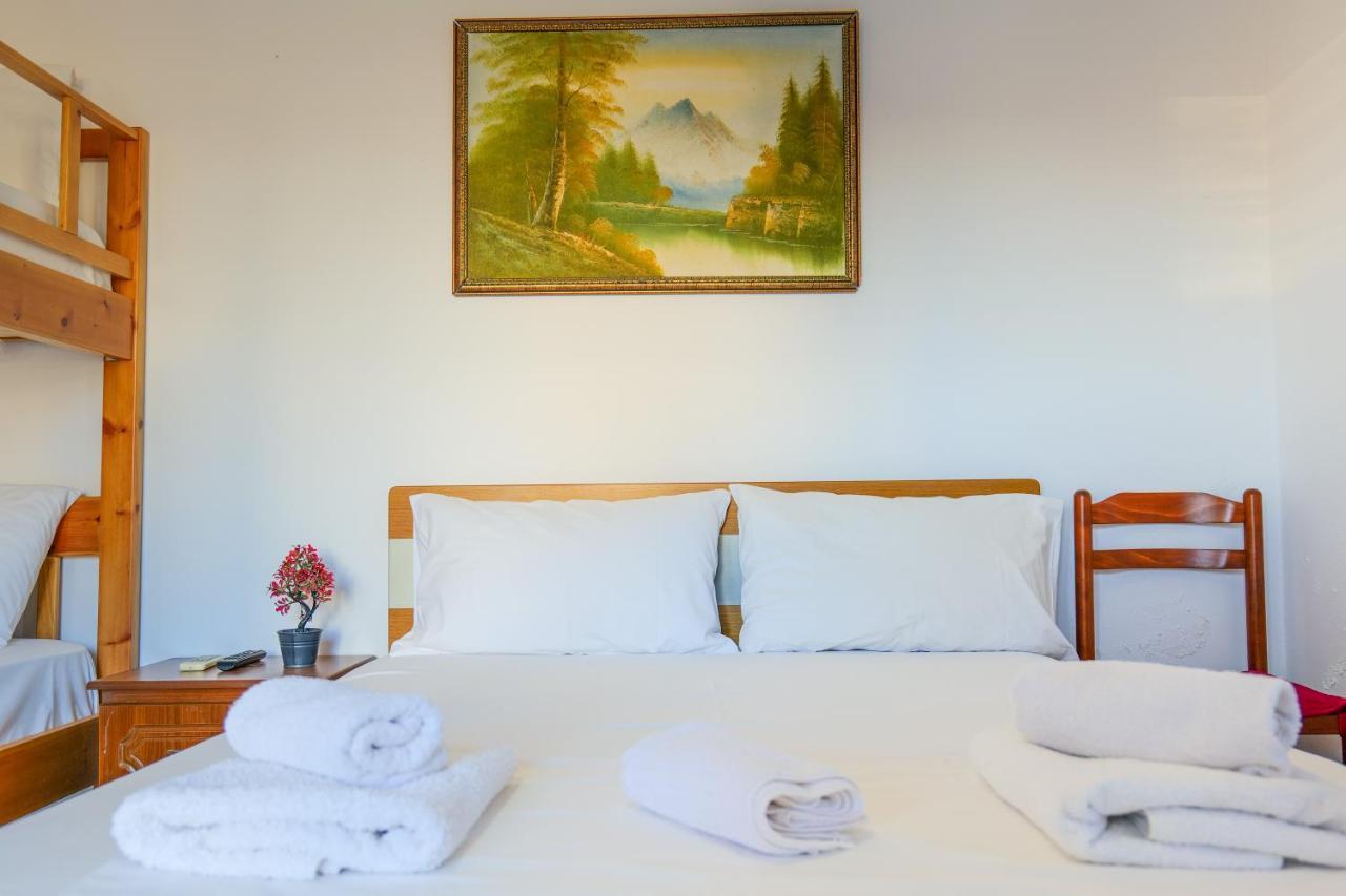 Guest House Gerard Ksamil Exterior foto
