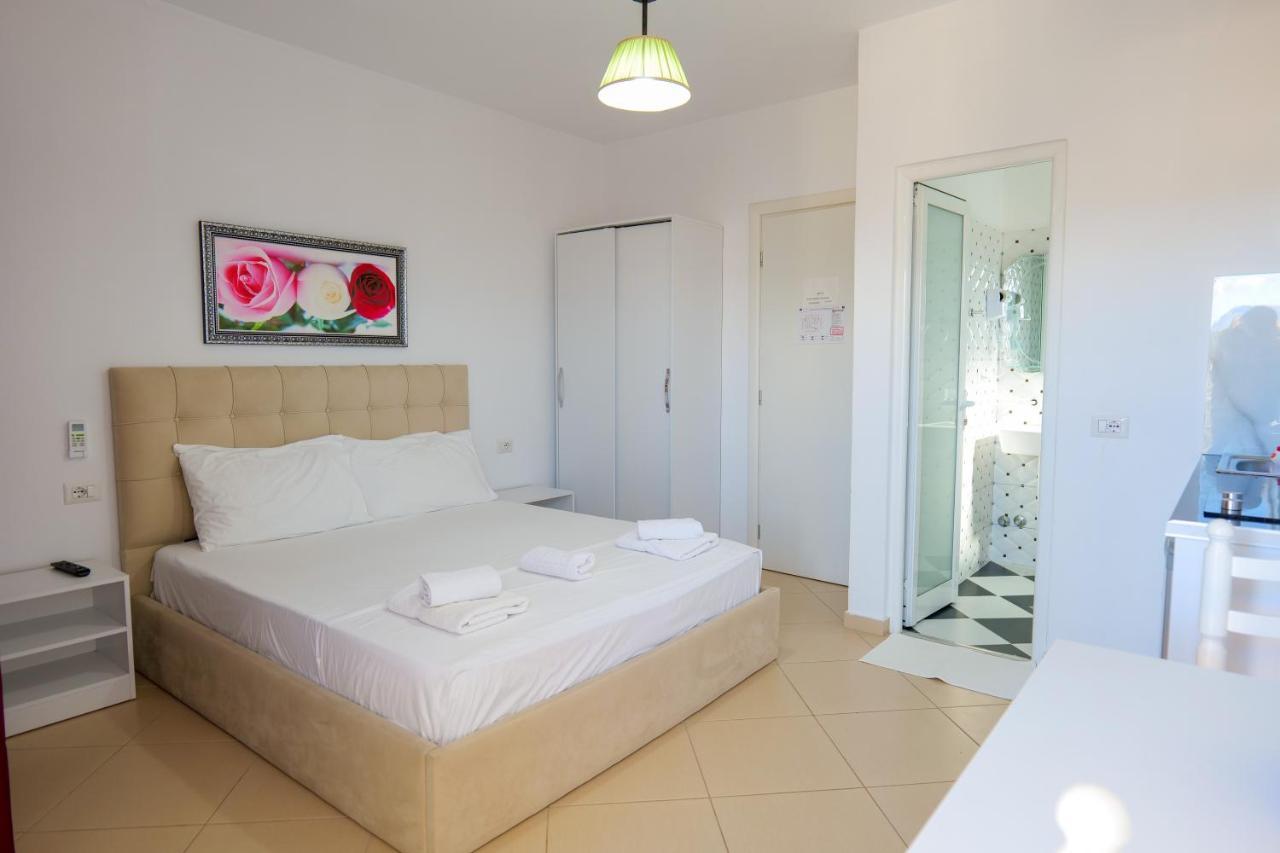 Guest House Gerard Ksamil Exterior foto