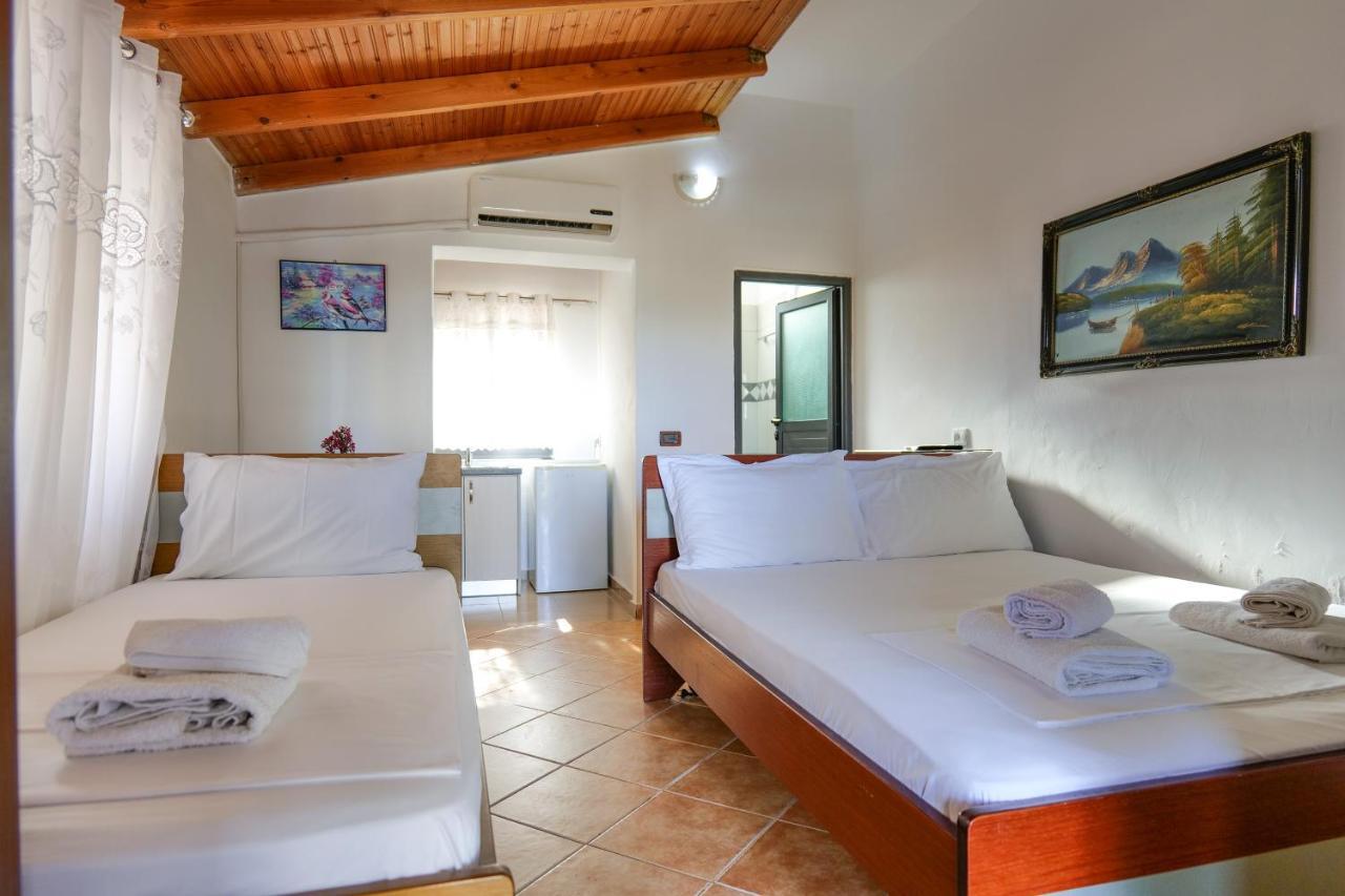 Guest House Gerard Ksamil Exterior foto