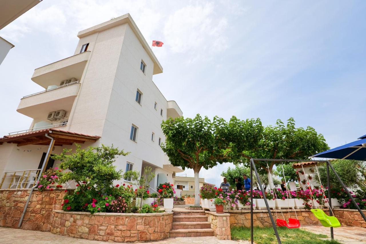 Guest House Gerard Ksamil Exterior foto